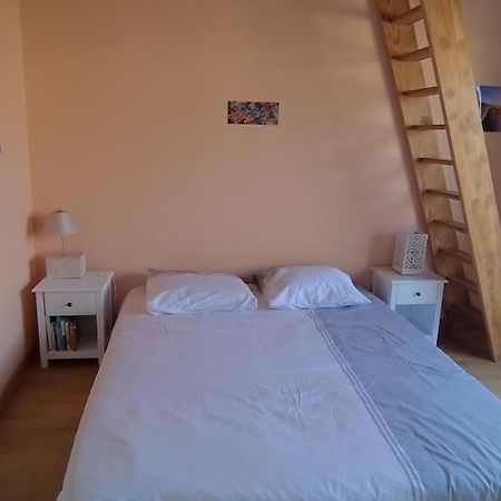 Belle Chambre Sur Terrasse A 3 Min De La Gare Bed & Breakfast Bordeaux Luaran gambar