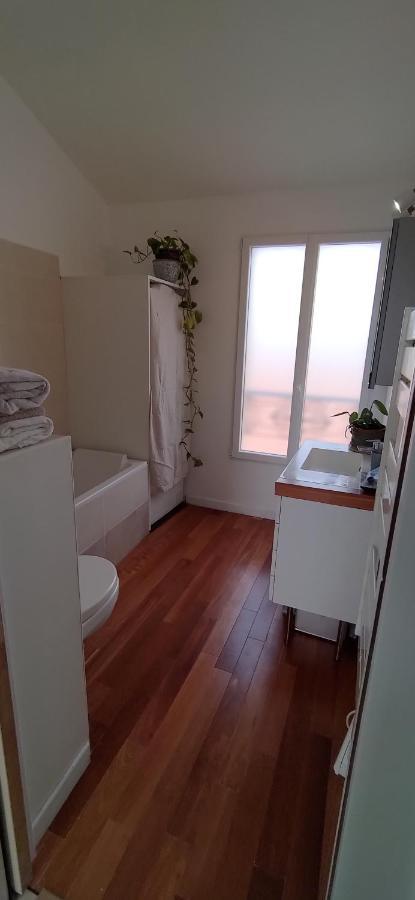 Belle Chambre Sur Terrasse A 3 Min De La Gare Bordeaux Luaran gambar